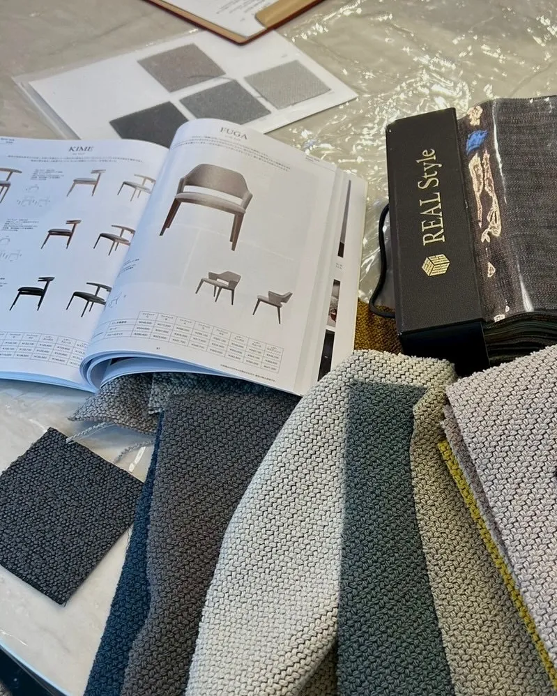 今回は、リニューアル 新事務所の椅子