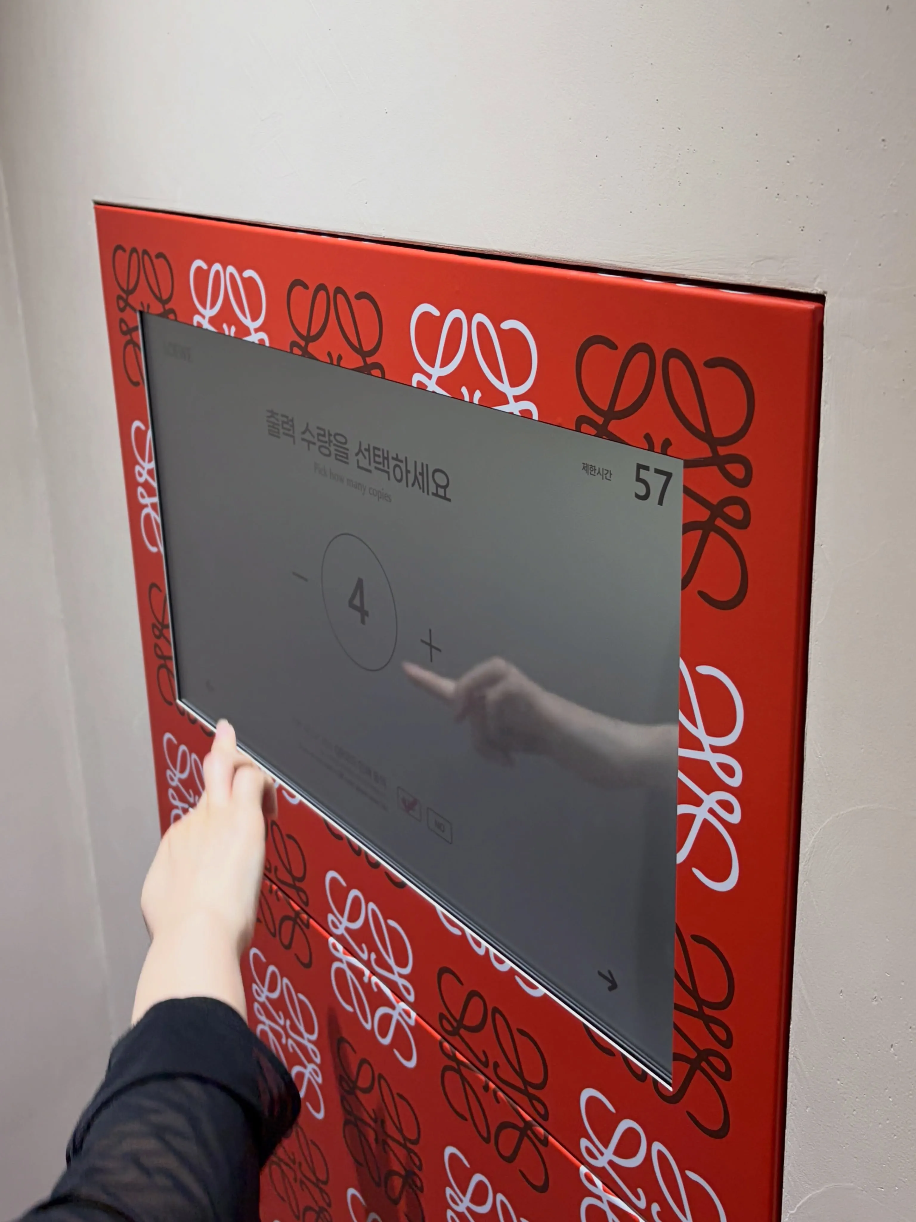 LOEWE初の香り空間🫧🕊‪